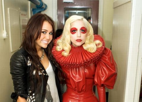 miley-lady-gaga
